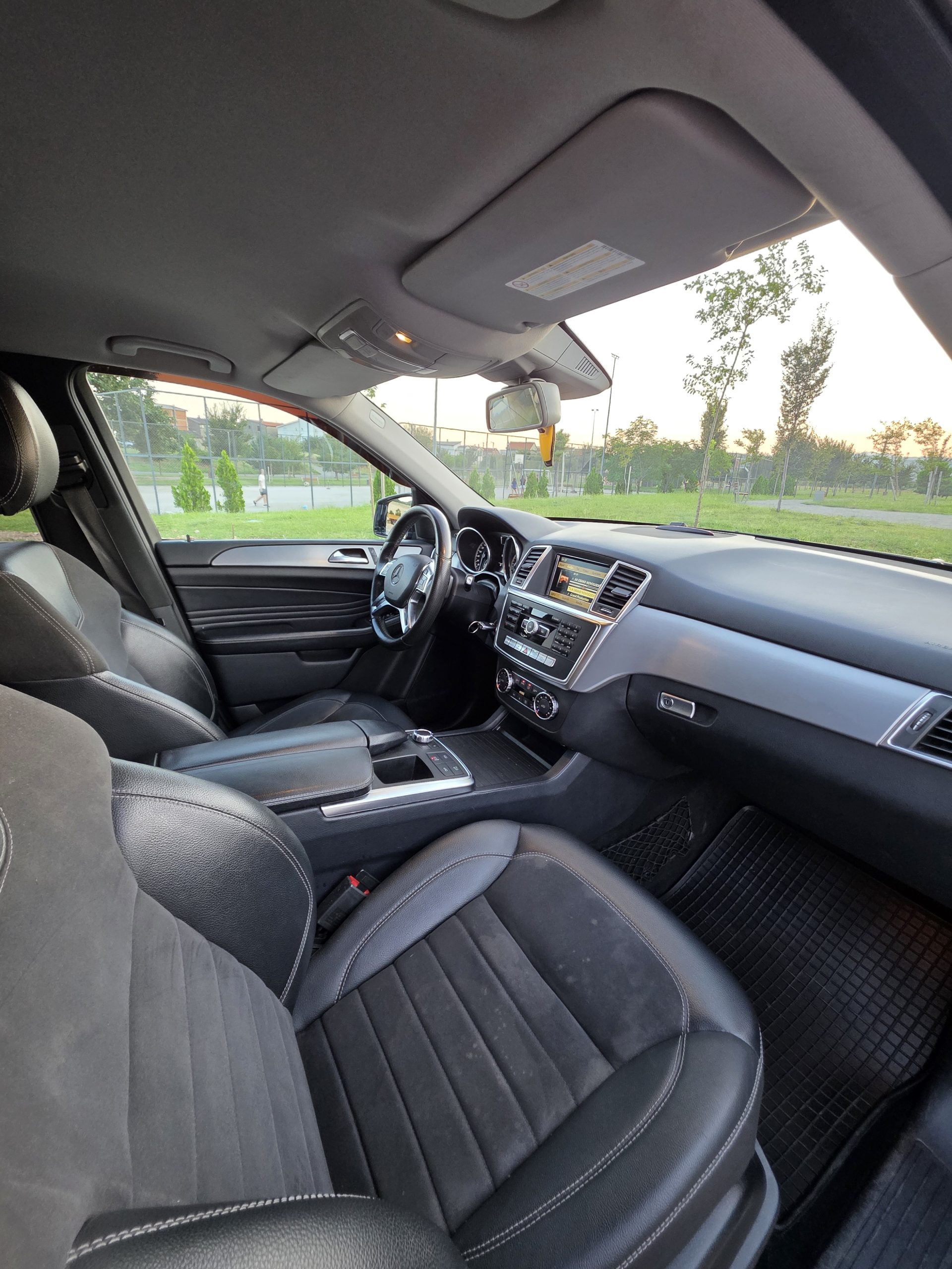 MERCEDES-BENZ ML 350 BlueTEC | 2011. godište - Image 8